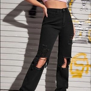 Black boyfriend jeans